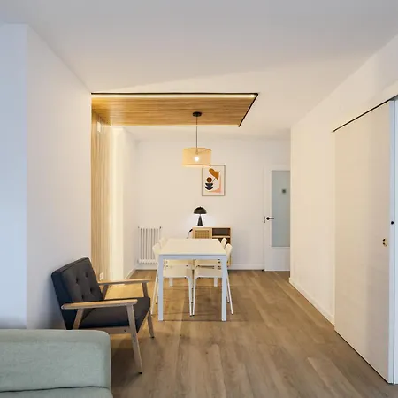 Con Dos Grandes Terrazas En 公寓 *