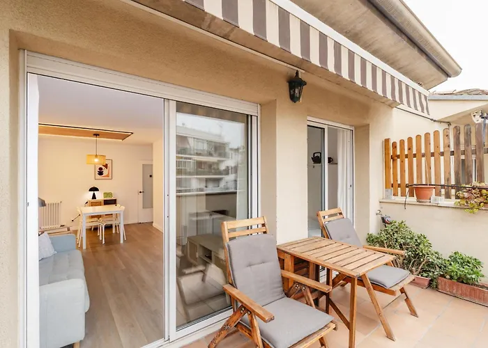 Con Dos Grandes Terrazas En Apartman Girona