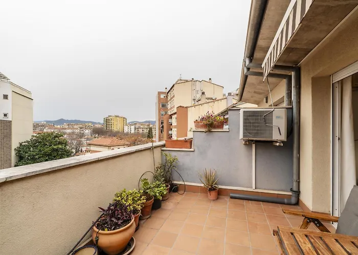 Apartman Con Dos Grandes Terrazas En Girona